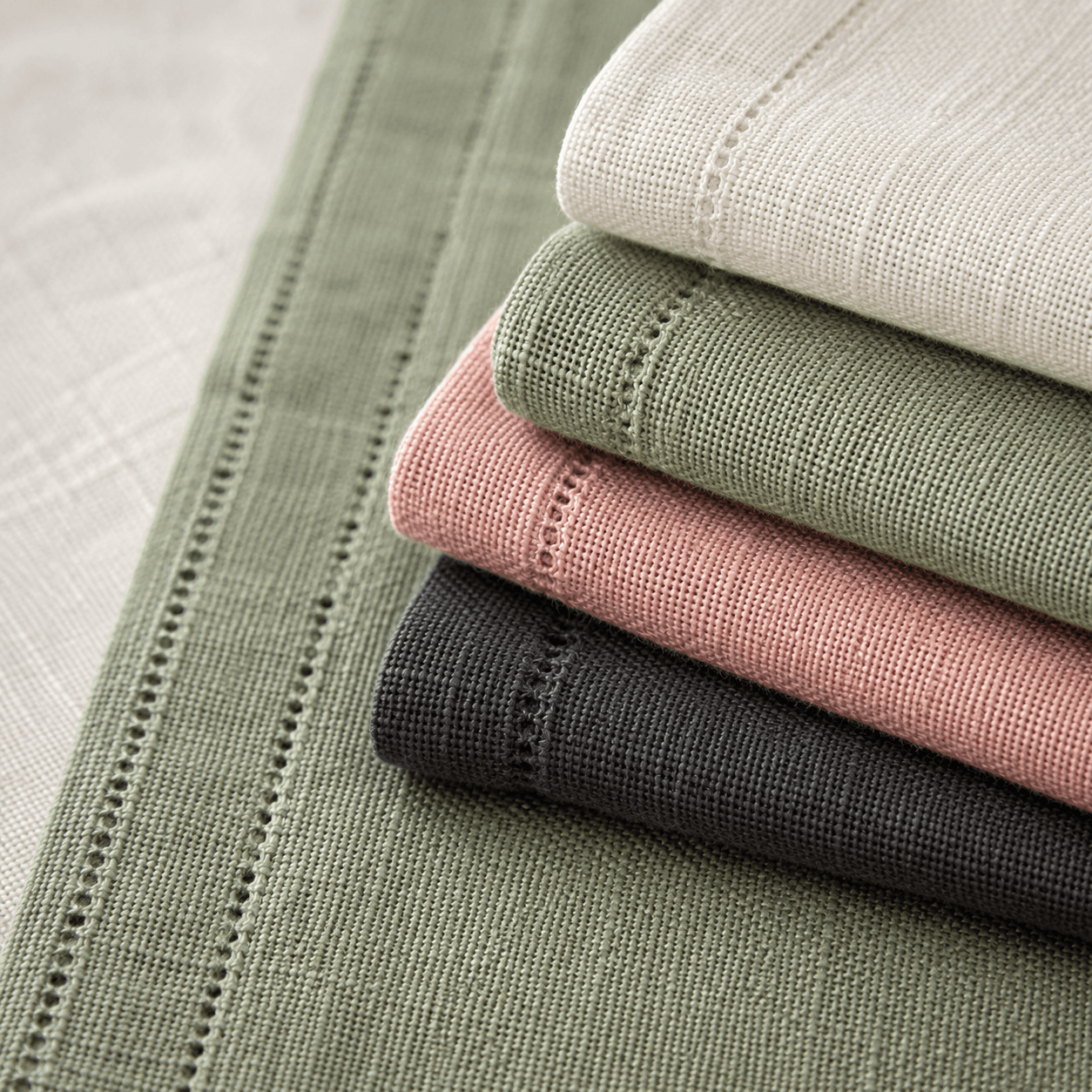 Table Setting Bundle — Detail